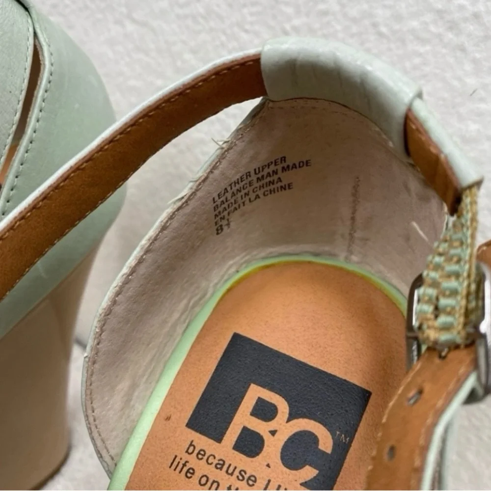 BC Footwear Women's Mint Green Tan Leather Platform Sandal Wedge Size 8.5 Boho